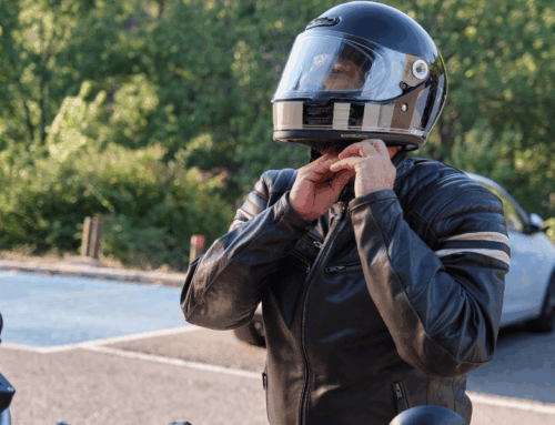 Com pots triar el casc adequat per a la teva moto?