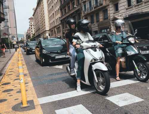 Sis consells per anar amb moto per una ciutat com Barcelona o Madrid